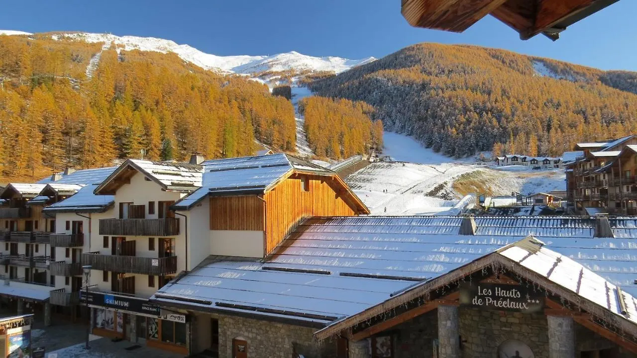 Les Orres 1800 Appartement 6 couchages en résidence 3 étoiles avec parking privatif 0*, Les Orres