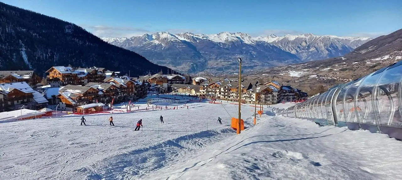Les Orres 1800 Appartement 6 couchages en résidence 3 étoiles avec parking privatif 0*, Les Orres